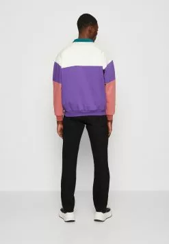 Kaotiko Crew Adler Unisex - Sweater - Purple/Burgundy/Ivory -Kaotiko Winkel 0c9fa0f0e90a47b88966a85a38df32f7