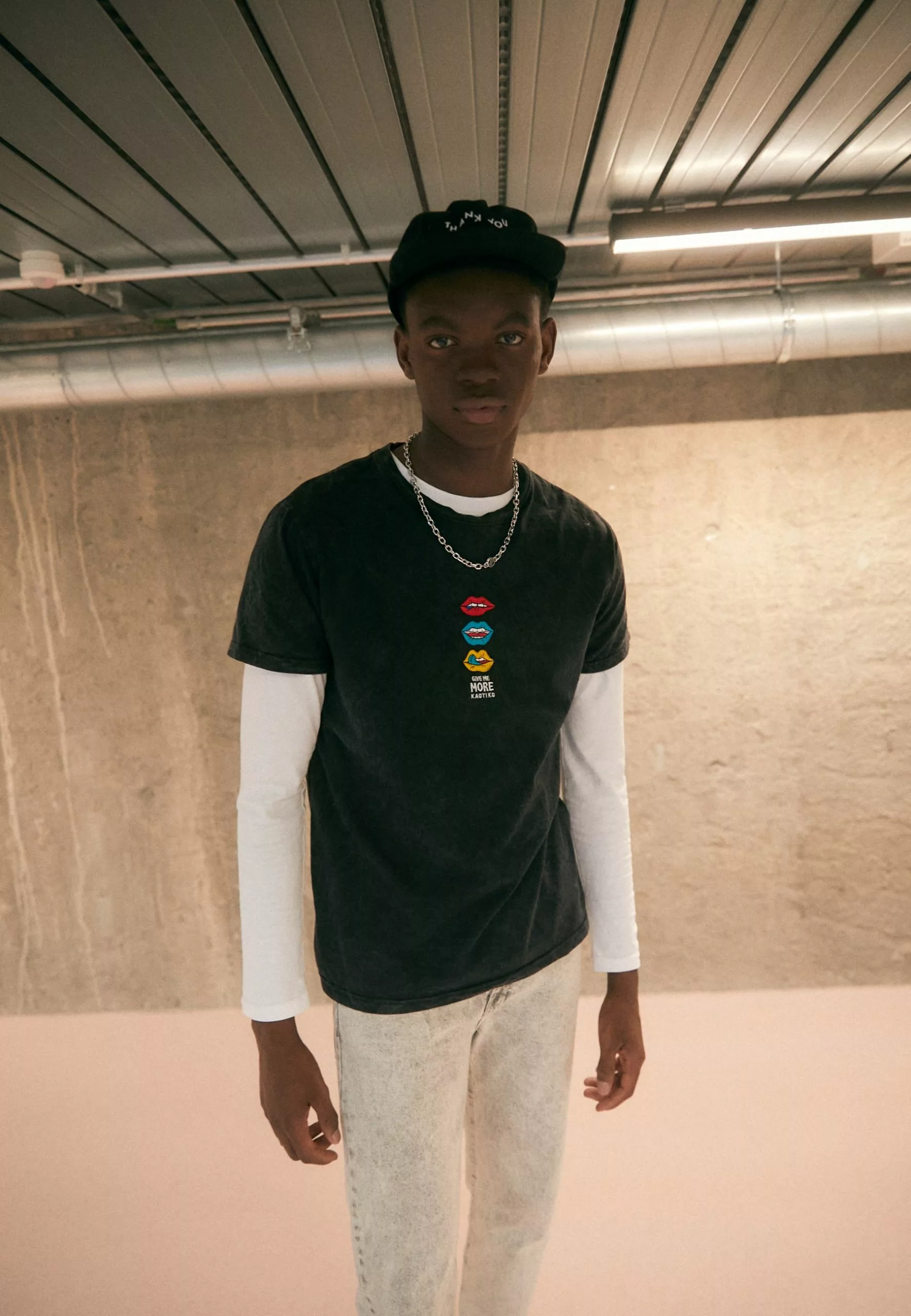 Kaotiko Washed Mouth Colors Unisex - T-Shirt Print - Black 3 Kaotiko Washed Mouth Colors Unisex - T-Shirt Print - Black