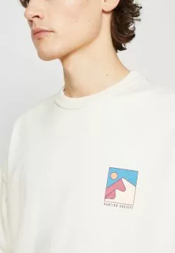 Kaotiko Crew Mountain Unisex - Sweater - Ivory 13 Kaotiko Crew Mountain Unisex - Sweater - Ivory -Kaotiko Winkel 1ecbfeade3844be2b968c7343bf84d47