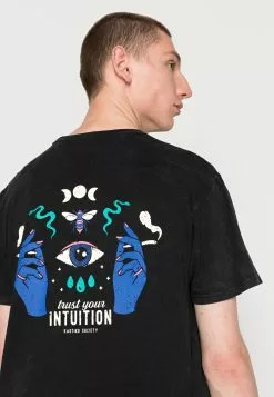 Kaotiko Washed Intuition Unisex - T-Shirt Print - Black -Kaotiko Winkel 27e6e70c52e44c1d81f4f9477bc11edd