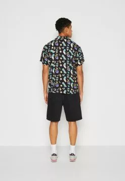 Kaotiko Shirt Minimal Unisex - Overhemdblouse - Black -Kaotiko Winkel 3e6db52b27bd4325a86156c58b6fb6f2