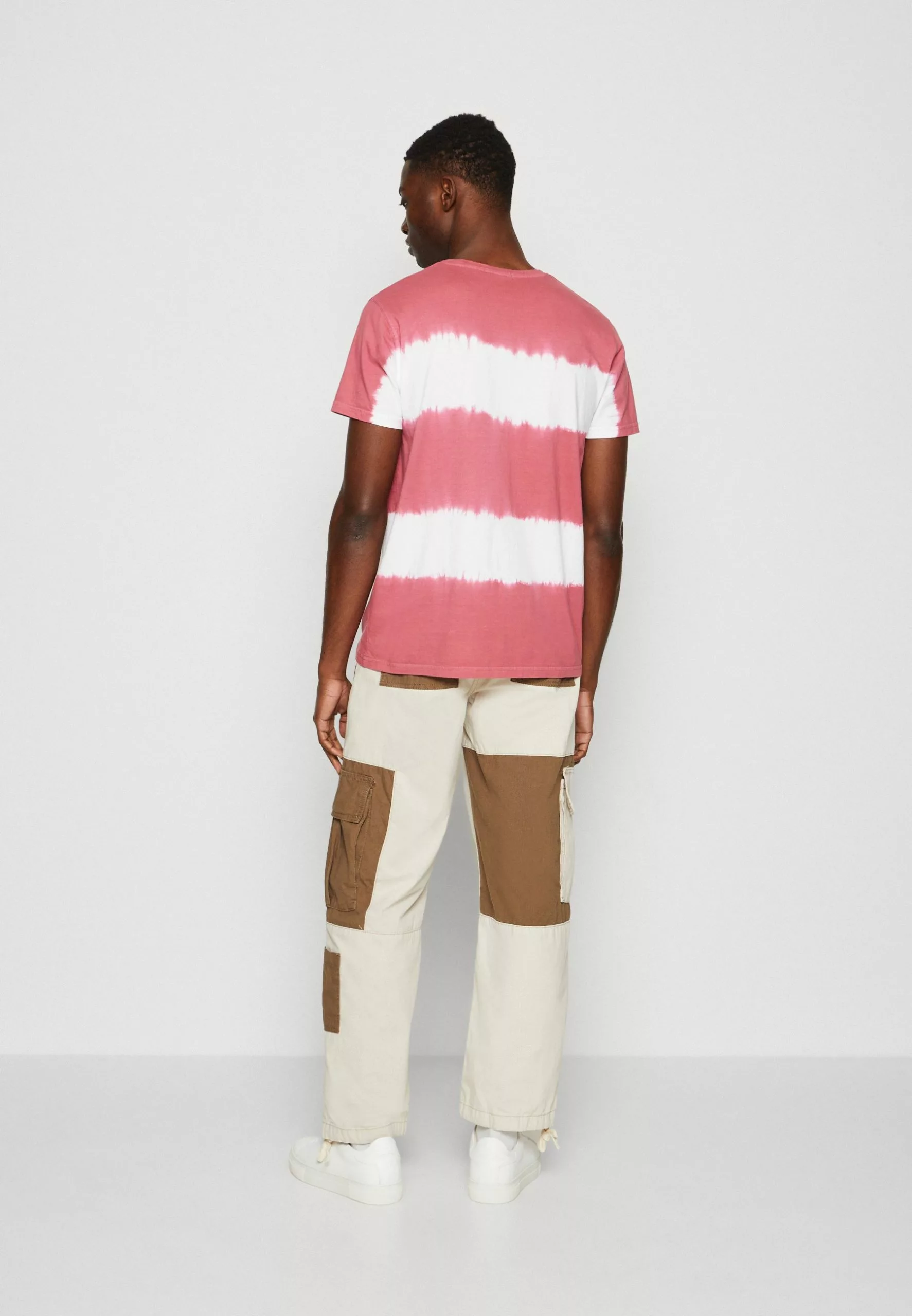 Kaotiko Tie Dye Sun Unisex - T-Shirt Print - Burgundy 5 Kaotiko Tie Dye Sun Unisex - T-Shirt Print - Burgundy - Afbeelding 3