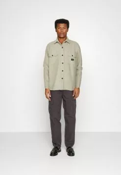 Kaotiko Winkel -Kaotiko Winkel 6c1391199f80479a9a8cbf68ed393845