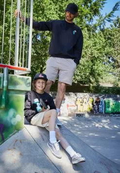 Kaotiko Crew Minimal Unisex - Sweater - Black