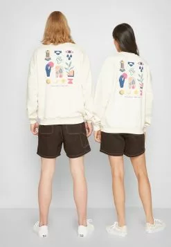 Kaotiko Crew Minimal Unisex - Sweater - Ivory -Kaotiko Winkel 83016a41c98b4eafb5308776ca815ce2