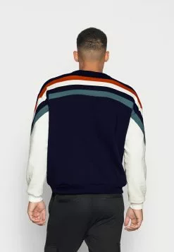 Kaotiko Unisex - Sweater - Sud Cap Walker -Kaotiko Winkel a7ad62f1afa547eca7c88f5ccc51d57d