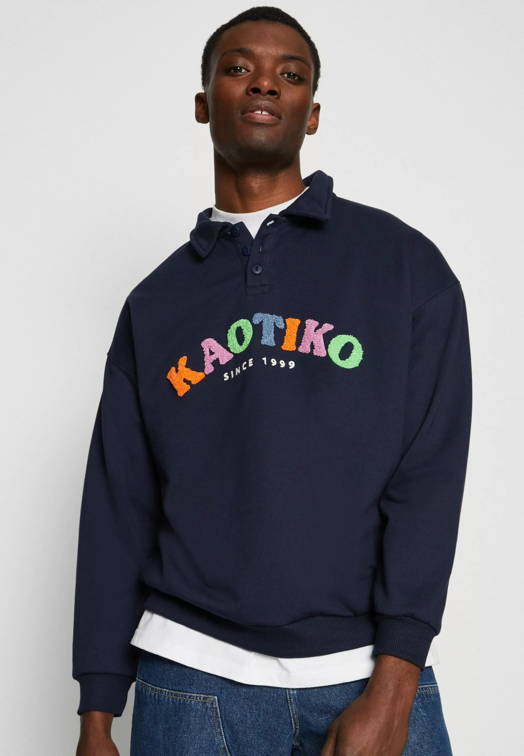 Kaotiko Crew Darel Unisex - Sweater - Navy 6 Kaotiko Crew Darel Unisex - Sweater - Navy - Afbeelding 4