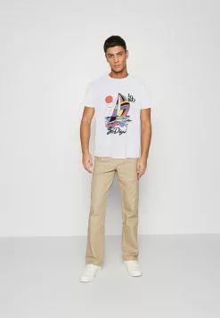 Kaotiko Washed San Diego Unisex - T-Shirt Print - White -Kaotiko Winkel cf9ffe50001a4e86bc3771b0ed87081d