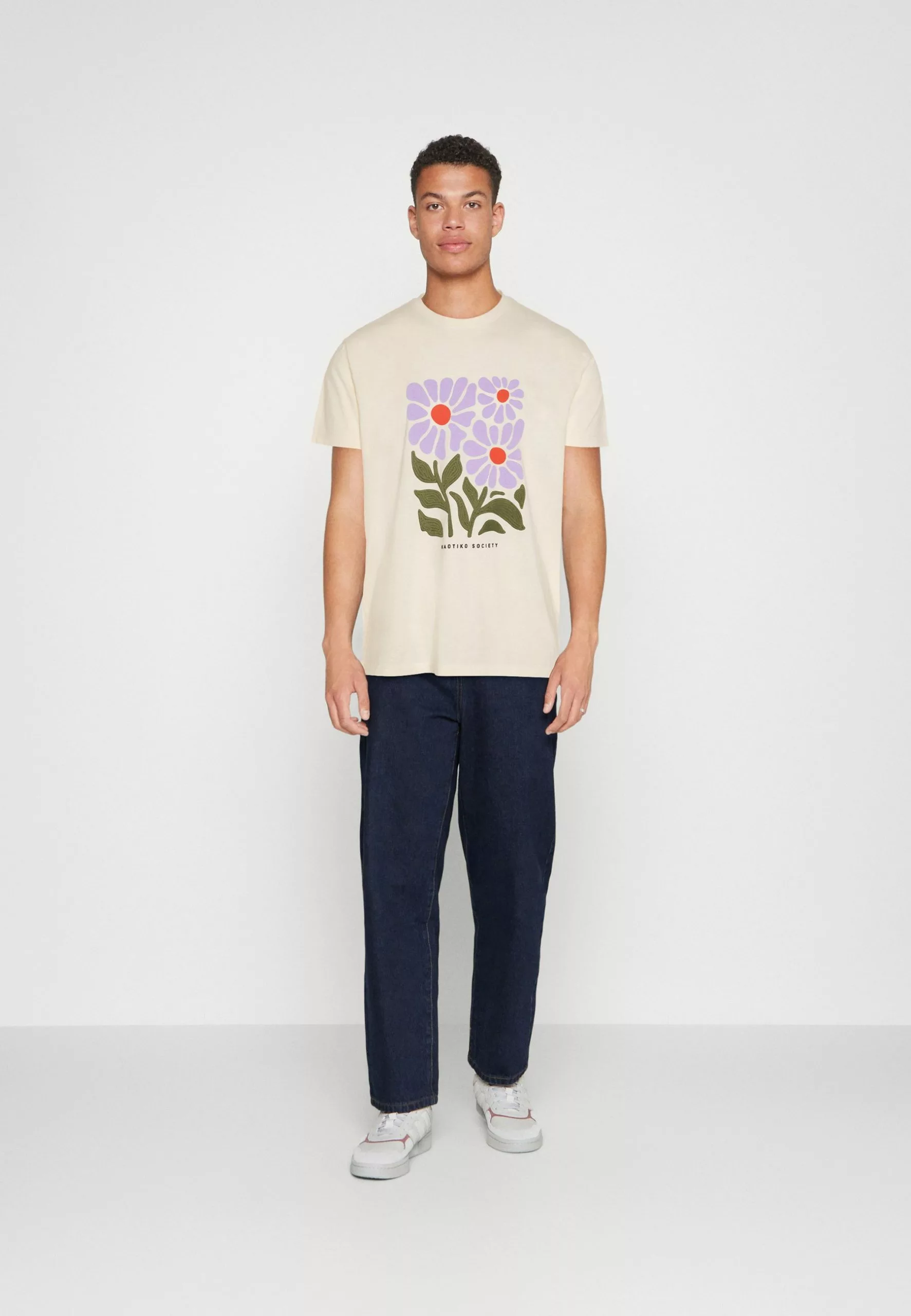 Kaotiko Washed Fleurs - T-Shirt Print - Ivory 4 Kaotiko Washed Fleurs - T-Shirt Print - Ivory - Afbeelding 2