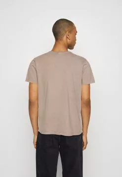 Kaotiko Rocky Mountains Unisex - T-Shirt Print - Dark Bone 10 Kaotiko Rocky Mountains Unisex - T-Shirt Print - Dark Bone -Kaotiko Winkel f68a43b99ba341c8a29c2efc855929c2