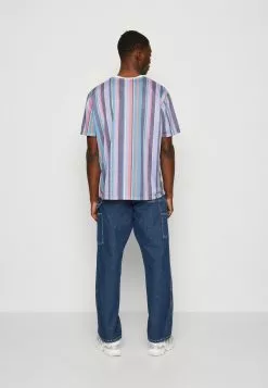 Kaotiko Luken Stripes Unisex - T-Shirt Print - Malva -Kaotiko Winkel f70c82752dbd4805971dddf1ad30d97d